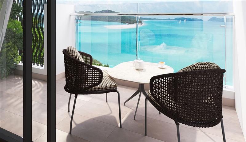 BAN CÔNG RỘNG MỞ